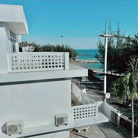 Privaterayong Hotel Екстериор снимка