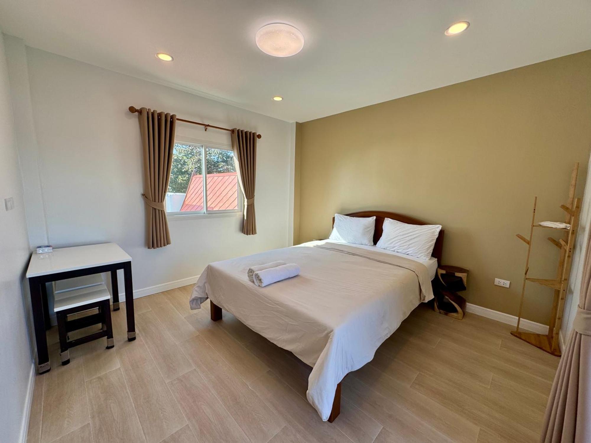 Privaterayong Hotel Екстериор снимка