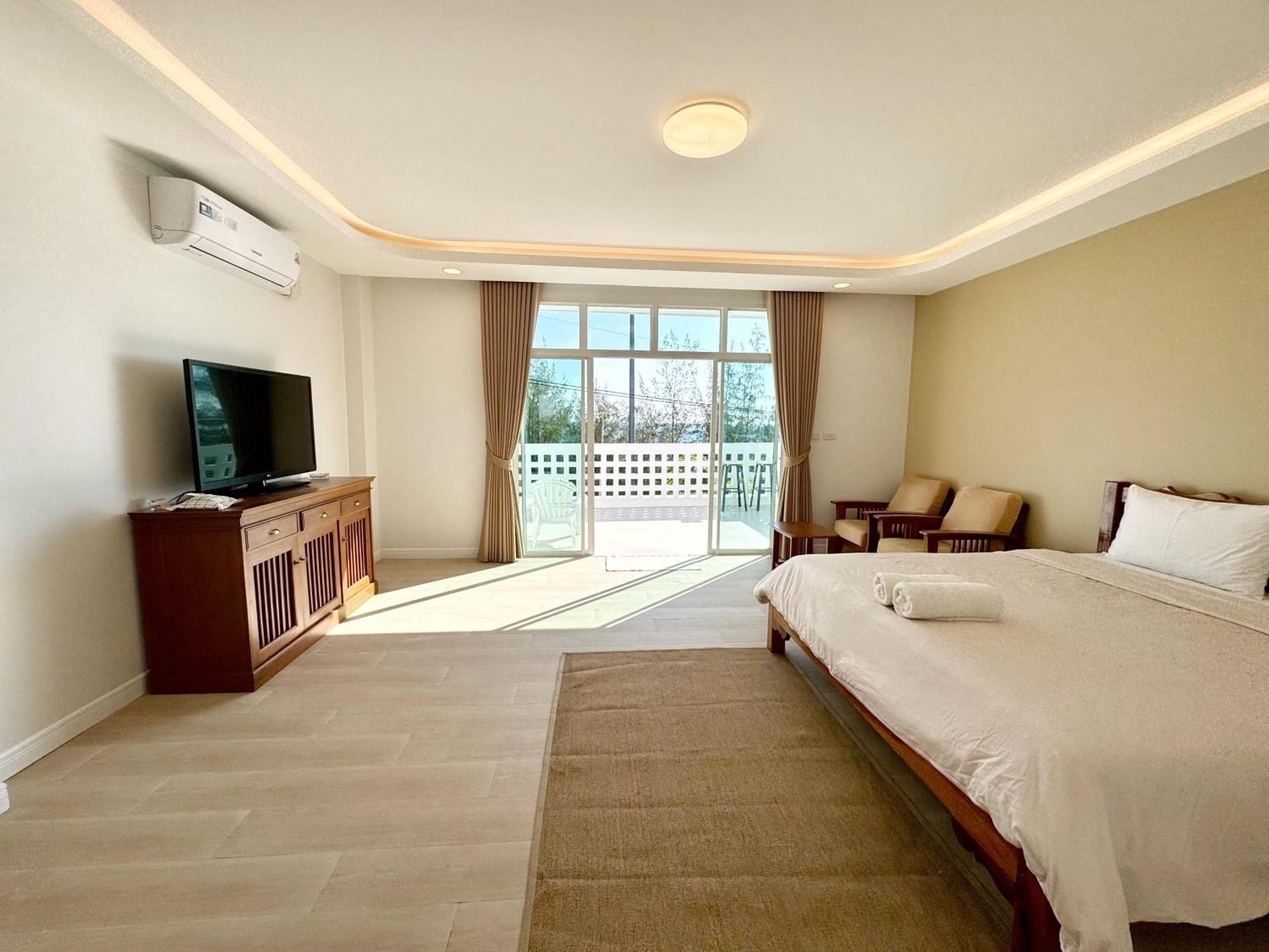 Privaterayong Hotel Екстериор снимка