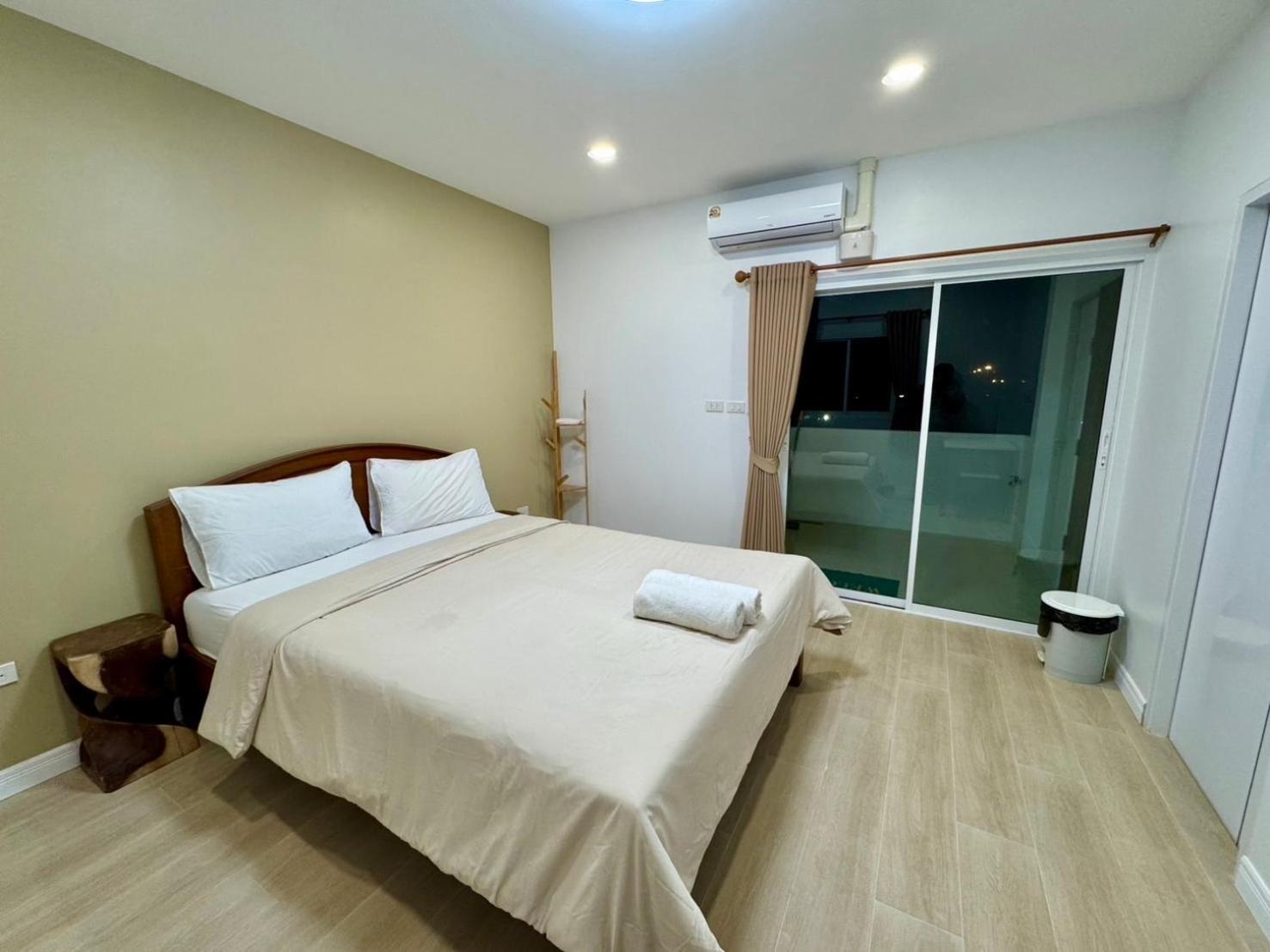 Privaterayong Hotel Екстериор снимка