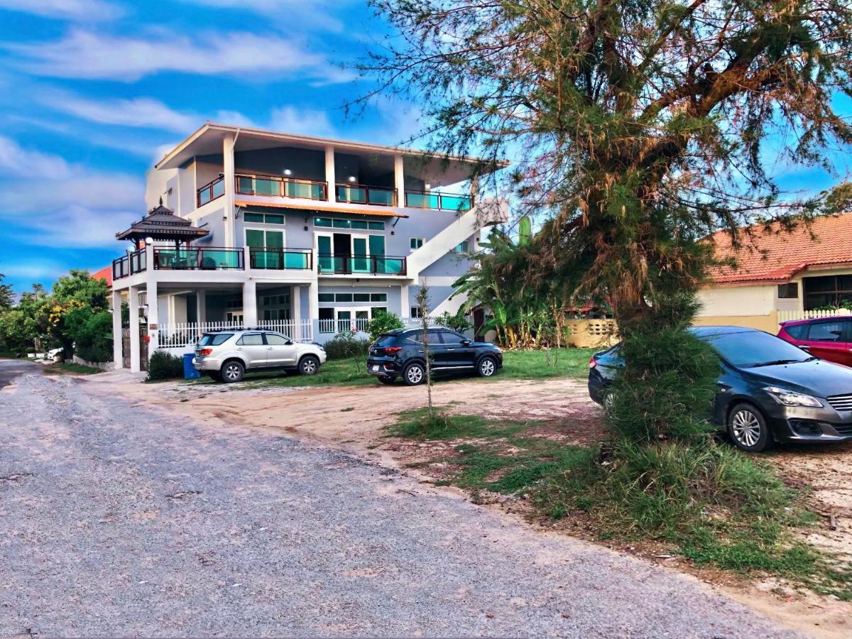 Privaterayong Hotel Екстериор снимка